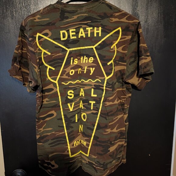 Bring Me The Horizon band t-shirt - Picture 2 of 2